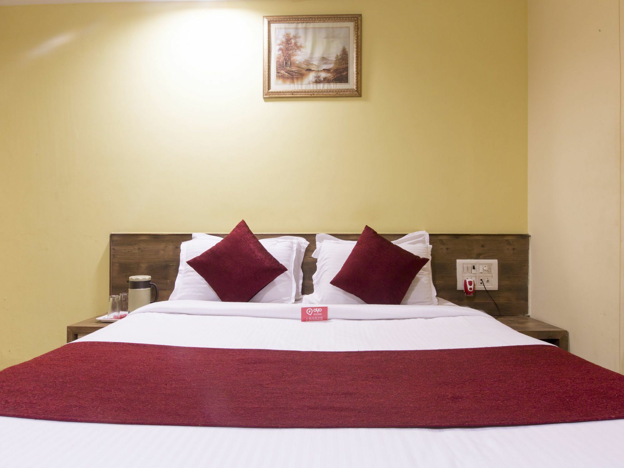 Oyo 8760 Hotel Arma Residency - Mumbai — Photos 3